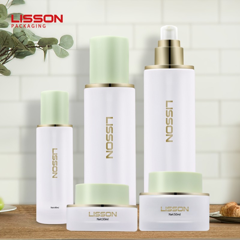 PP Cosmetic Glass Bottle